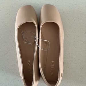 Women's Tan Flats